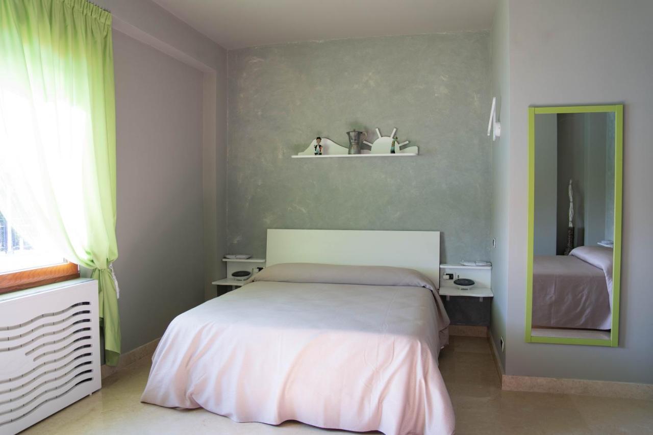 Villa Tito Livio Starguest ปอซซุออลี ภายนอก รูปภาพ