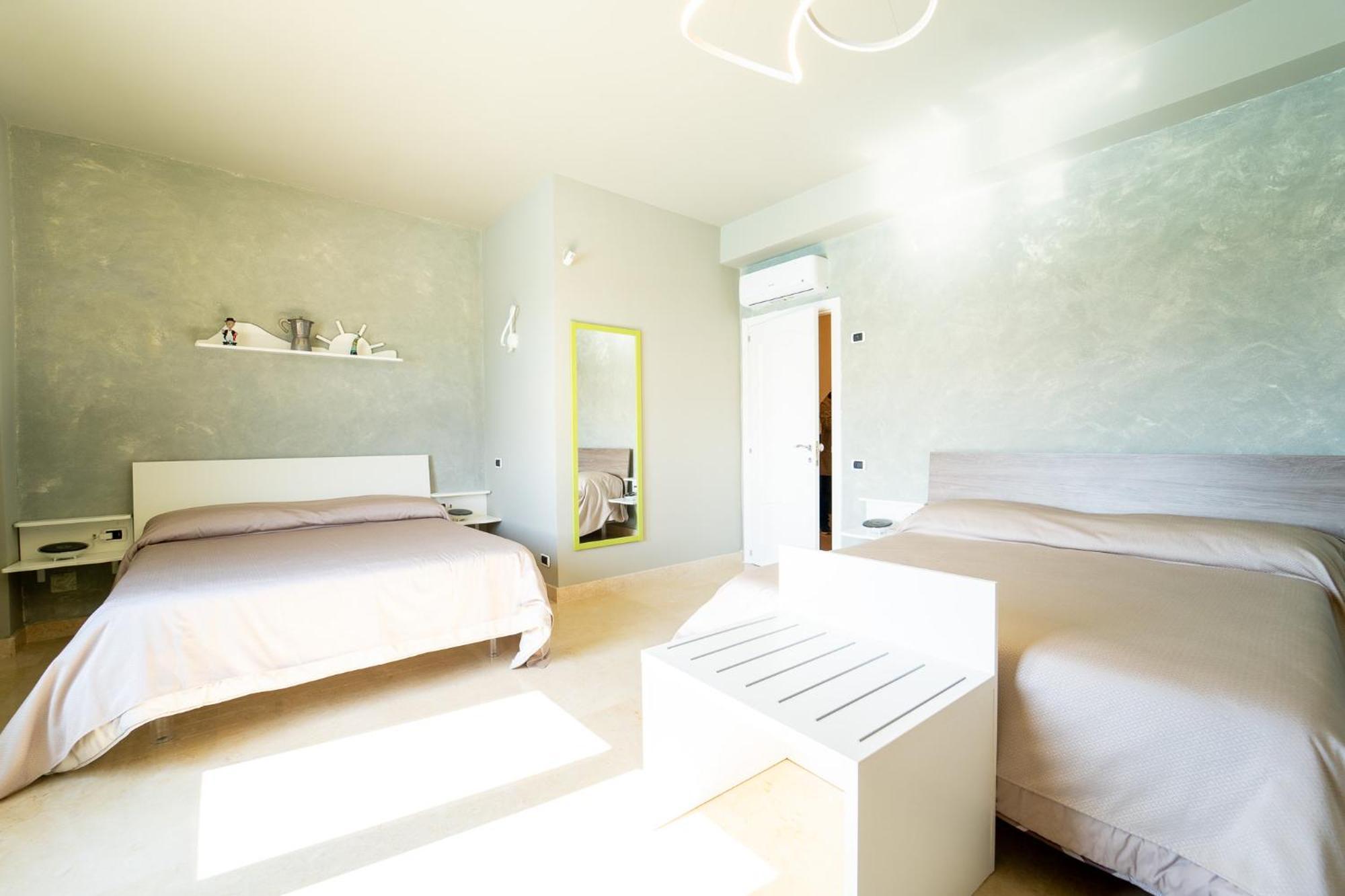 Villa Tito Livio Starguest ปอซซุออลี ภายนอก รูปภาพ